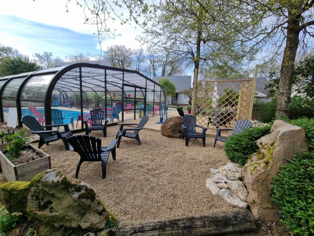 Les Chalets De Saumur, Piscine & Parc Boise, 100M Du Cadrenoir Esterno foto