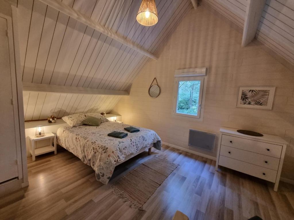 Les Chalets De Saumur, Piscine & Parc Boise, 100M Du Cadrenoir Esterno foto