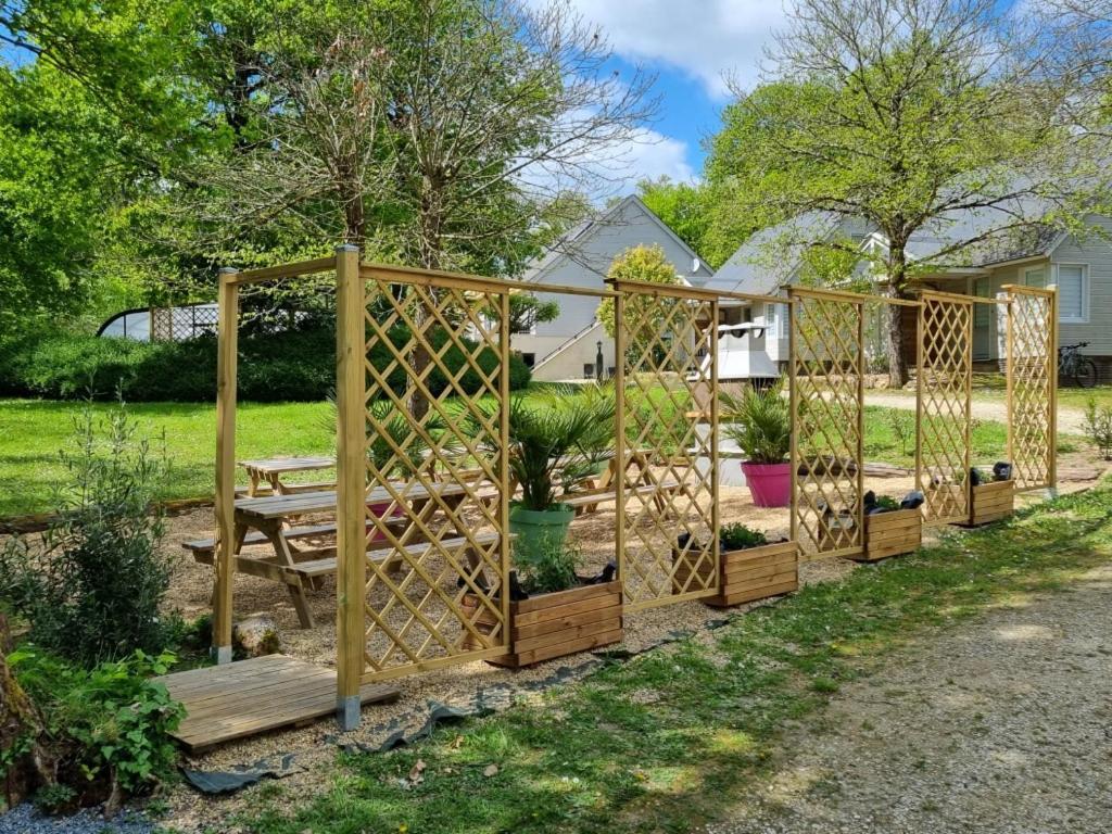 Les Chalets De Saumur, Piscine & Parc Boise, 100M Du Cadrenoir Esterno foto