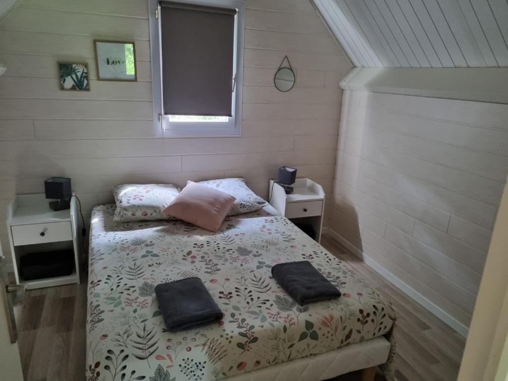 Les Chalets De Saumur, Piscine & Parc Boise, 100M Du Cadrenoir Esterno foto