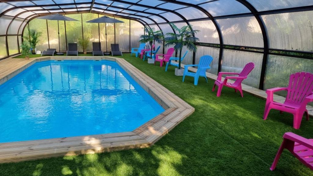 Les Chalets De Saumur, Piscine & Parc Boise, 100M Du Cadrenoir Esterno foto